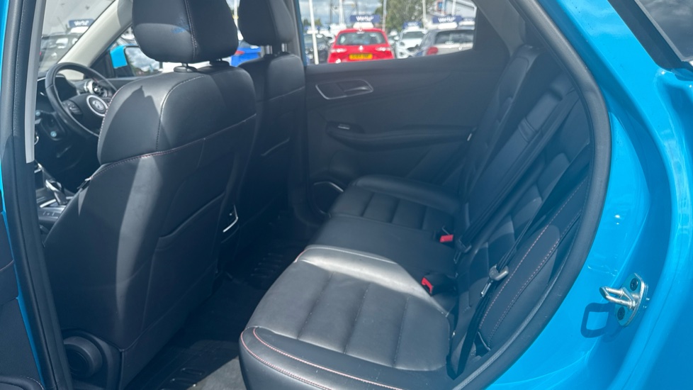 MG HS 1.5 T-GDI Excite 5dr DCT Petrol Hatchback - Image 16