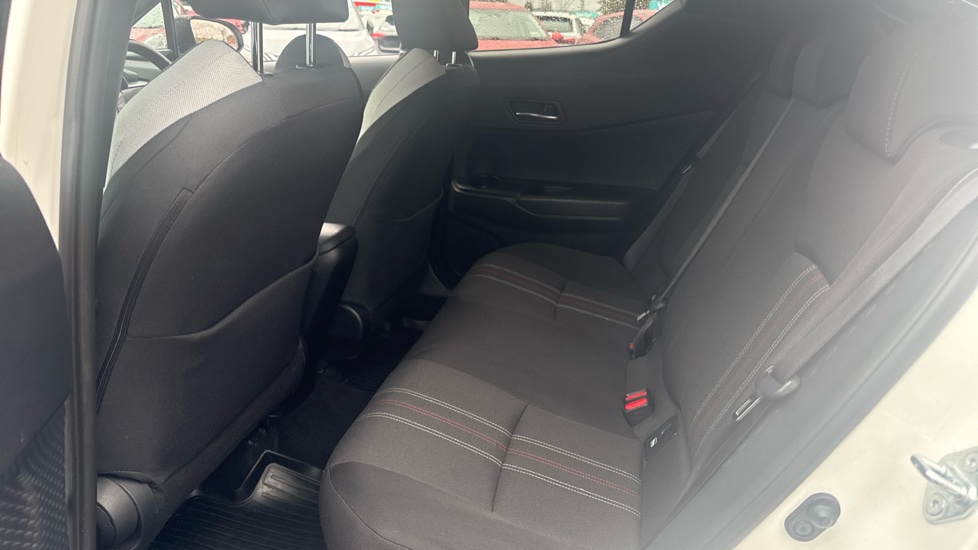 Toyota C-HR 2.0 Hybrid GR Sport 5dr CVT Hybrid Hatchback - Image 16