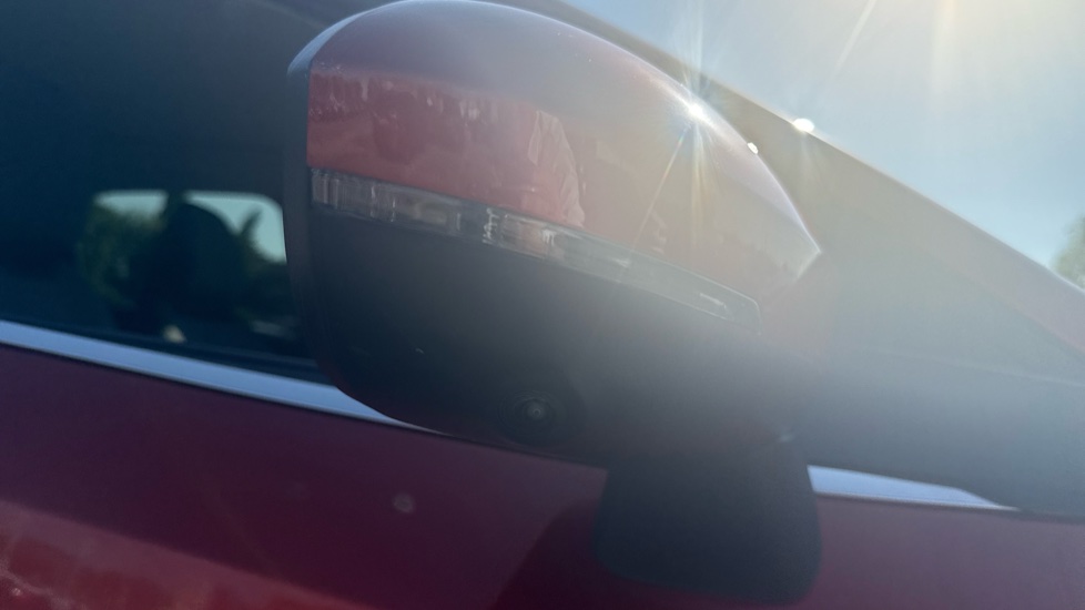 Nissan Qashqai 1.3 DiG-T MH N-Connecta 5dr Petrol Hatchback - Image 22