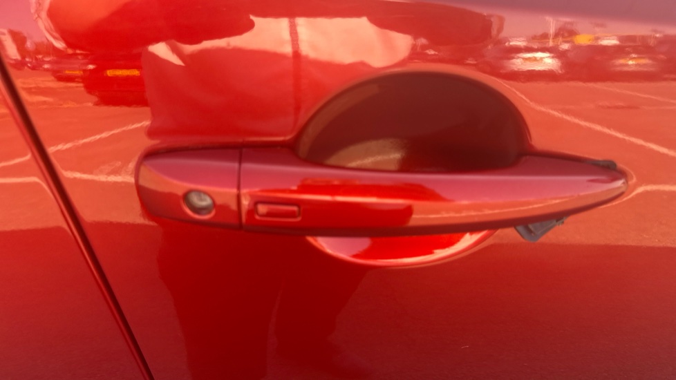 Nissan Qashqai 1.3 DiG-T MH N-Connecta 5dr Petrol Hatchback - Image 24