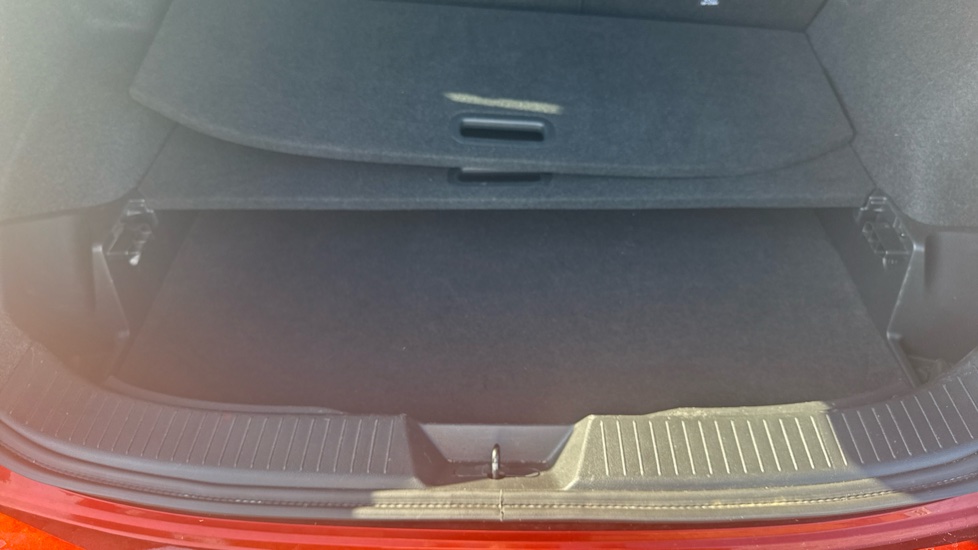 Nissan Qashqai 1.3 DiG-T MH N-Connecta 5dr Petrol Hatchback - Image 28