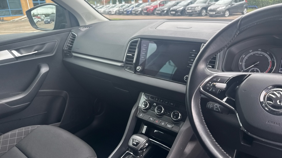 Skoda Karoq 1.5 TSI SE Technology 5dr DSG Petrol Estate - Image 14