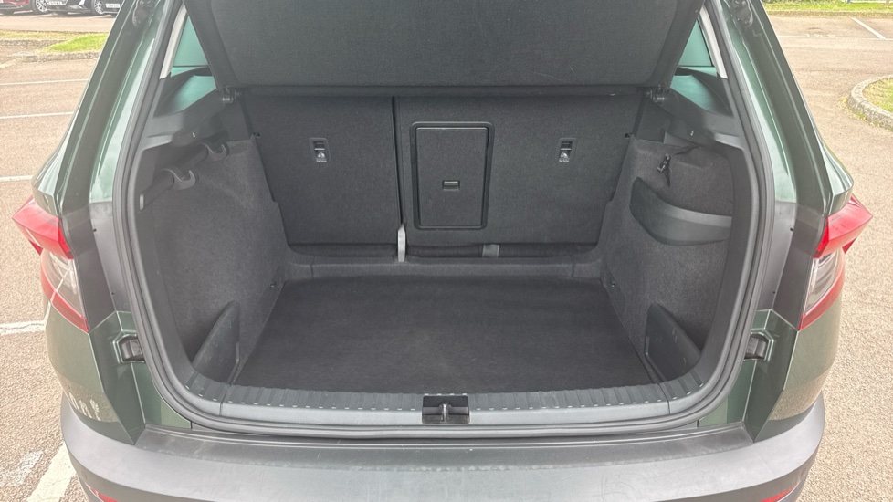 Skoda Karoq 1.5 TSI SE Technology 5dr DSG Petrol Estate - Image 23