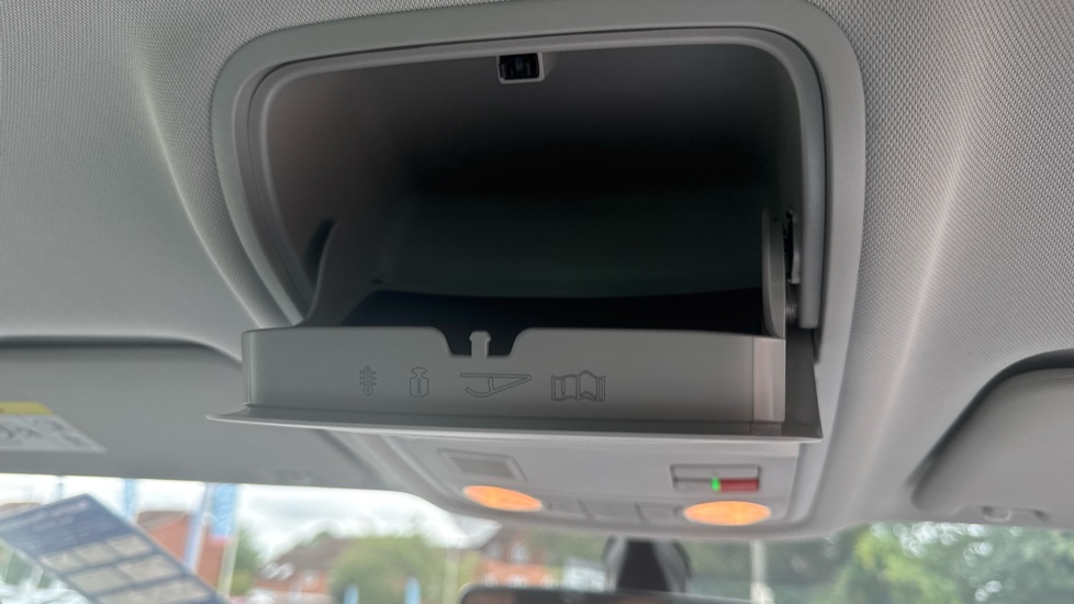 Skoda Karoq 1.5 TSI SE Technology 5dr DSG Petrol Estate - Image 46