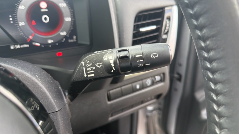 Nissan X-Trail 1.5 MHEV 163 N-Connecta 5dr Xtronic Petrol Station Wagon - Image 28