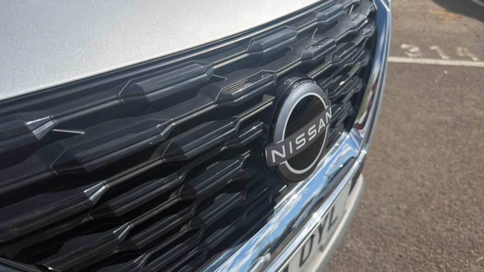 Nissan X-Trail 1.5 MHEV 163 N-Connecta 5dr Xtronic Petrol Station Wagon - Image 37