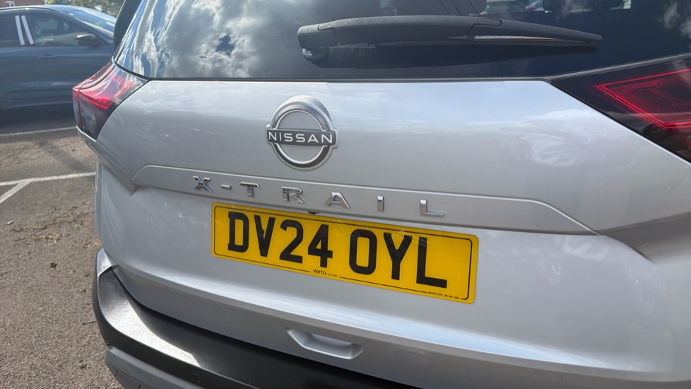 Nissan X-Trail 1.5 MHEV 163 N-Connecta 5dr Xtronic Petrol Station Wagon - Image 41