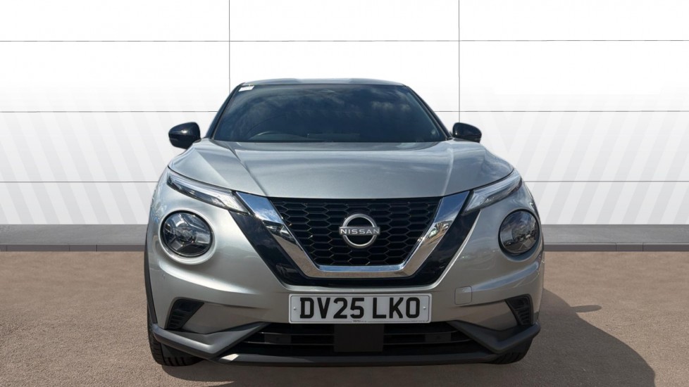 Nissan Juke 1.0 DiG-T N-Connecta 5dr DCT Petrol Hatchback - Image 3