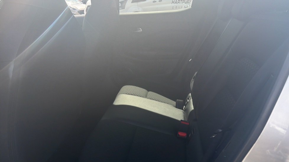 Nissan Juke 1.0 DiG-T N-Connecta 5dr DCT Petrol Hatchback - Image 16