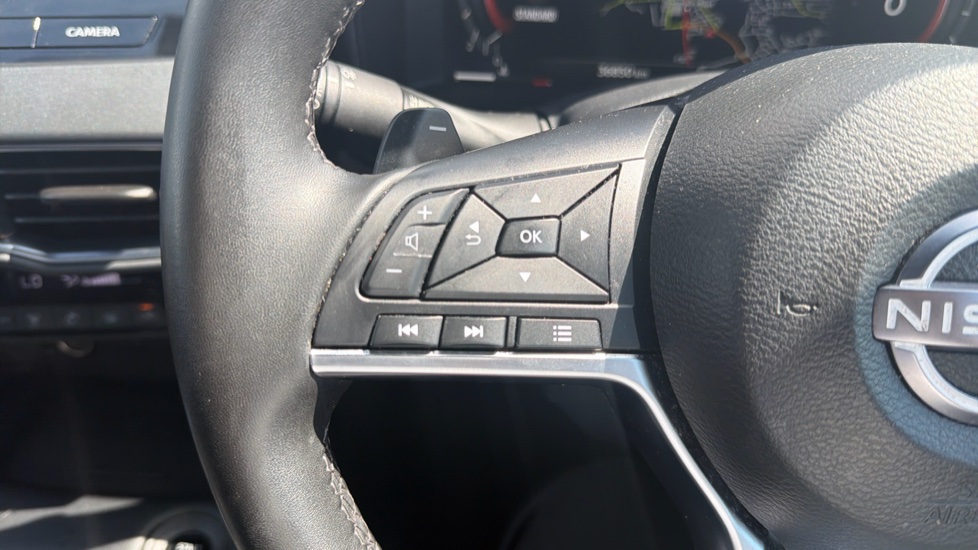 Nissan Juke 1.0 DiG-T N-Connecta 5dr DCT Petrol Hatchback - Image 28