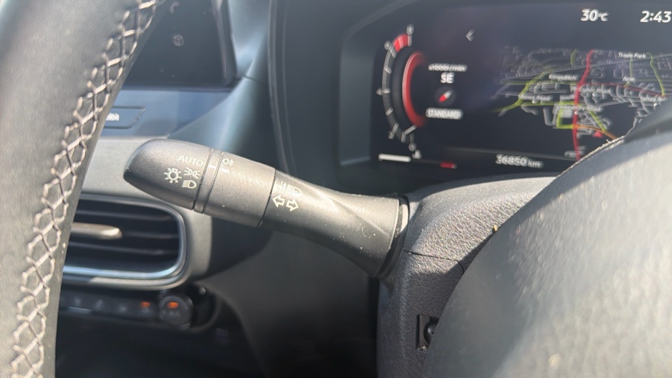 Nissan Juke 1.0 DiG-T N-Connecta 5dr DCT Petrol Hatchback - Image 31