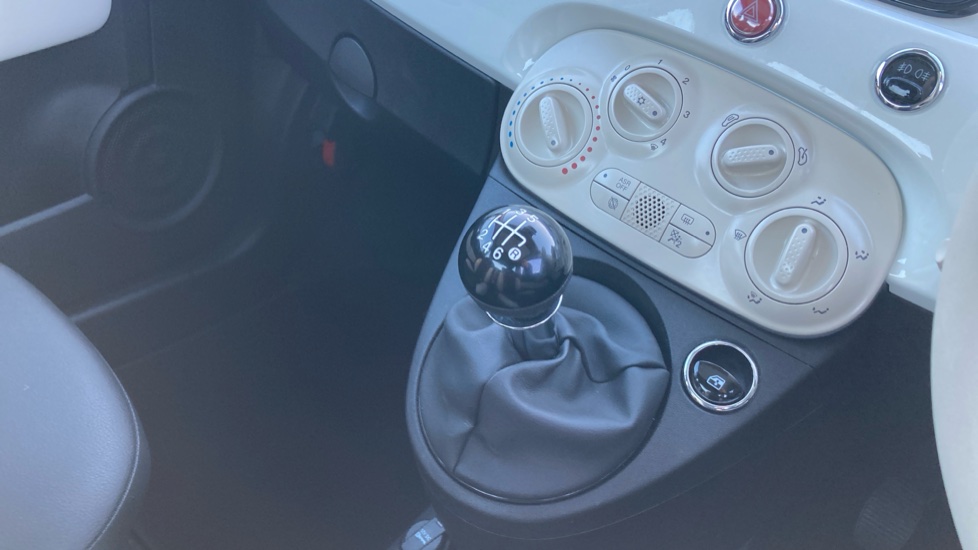Fiat 500 1.0 Mild Hybrid Dolcevita [Part Leather] 3dr Petrol Hatchback - Image 13