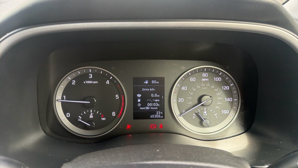 Hyundai TUCSON 1.6 CRDi 48V MHD SE Nav 5dr 2WD Diesel Estate - Image 18