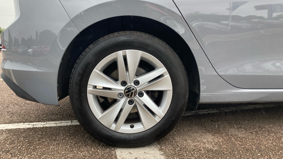 Volkswagen Golf 1.5 TSI 150 Life 5dr Petrol Hatchback - Image 7