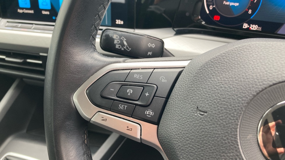 Volkswagen Golf 1.5 TSI 150 Life 5dr Petrol Hatchback - Image 28