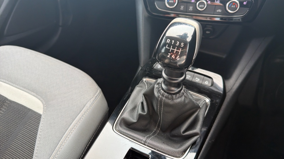 Vauxhall Mokka 1.2 Turbo Elite Premium 5dr Petrol Hatchback - Image 26