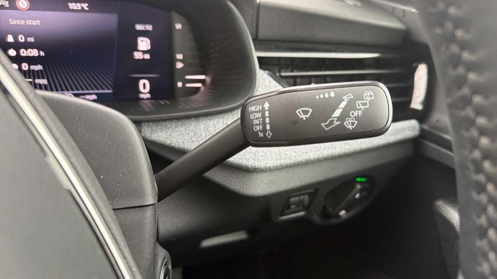 Skoda Kamiq 1.0 TSI SE Edition 5dr DSG Petrol Hatchback - Image 27