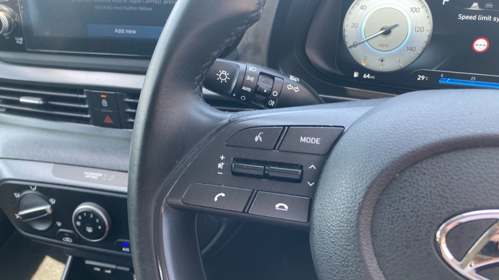 Hyundai BAYON 1.0 TGDi 48V MHEV SE Connect 5dr DCT Petrol Hatchback - Image 32
