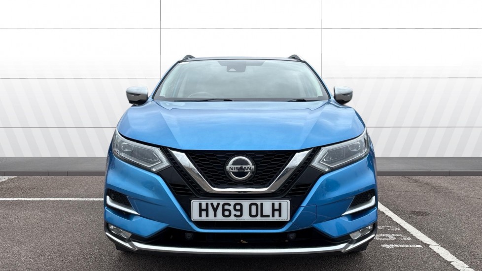 Nissan Qashqai 1.3 DiG-T 160 Tekna 5dr Petrol Hatchback - Image 3