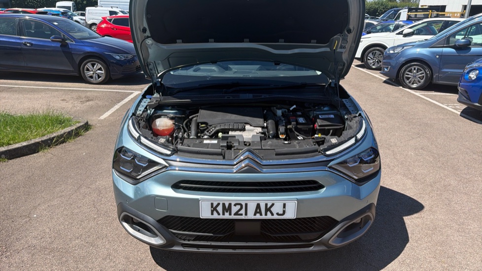 Citroen C4 1.2 PureTech [130] Shine 5dr Petrol Hatchback - Image 8