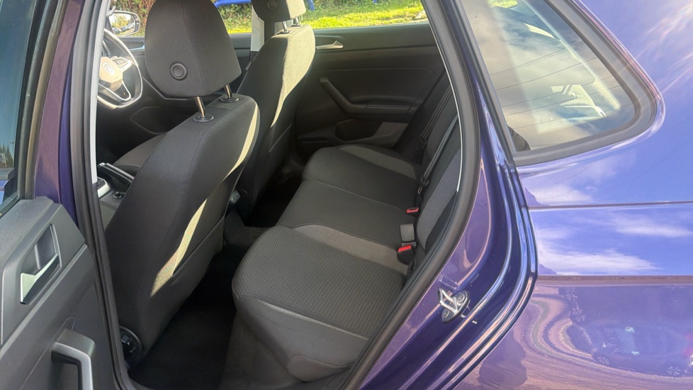 Volkswagen Polo 1.0 TSI Life 5dr DSG Petrol Hatchback - Image 16