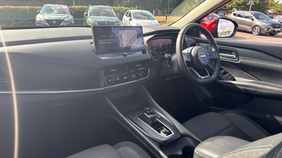 Nissan Qashqai 1.5 E-Power N-Connecta 5dr Auto Hybrid Hatchback - Image 9