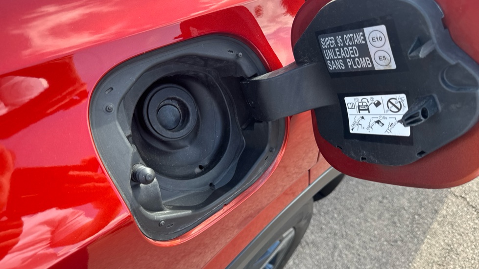 Nissan Qashqai 1.5 E-Power N-Connecta 5dr Auto Hybrid Hatchback - Image 25
