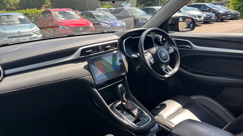 MG ZS 1.0T GDi Exclusive 5dr DCT Petrol Hatchback - Image 9