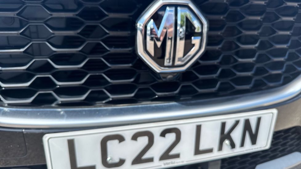 MG ZS 1.0T GDi Exclusive 5dr DCT Petrol Hatchback - Image 25