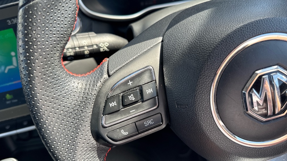 MG ZS 1.0T GDi Exclusive 5dr DCT Petrol Hatchback - Image 29