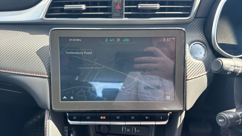 MG ZS 1.0T GDi Exclusive 5dr DCT Petrol Hatchback - Image 36
