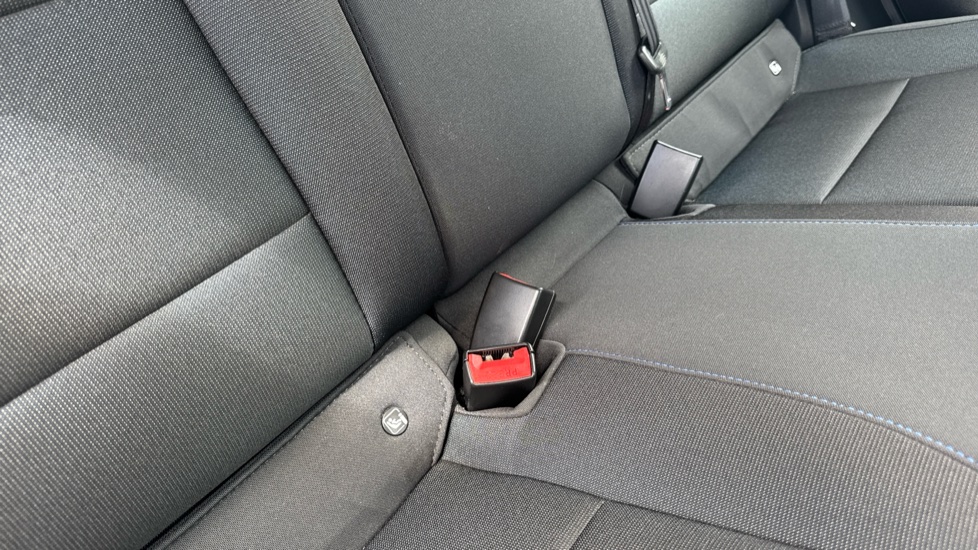 MG MG4 150kW SE EV Long Range 64kWh 5dr Auto Electric Hatchback - Image 17