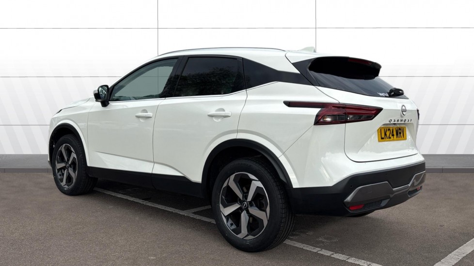 Nissan Qashqai 1.3 DiG-T MH N-Connecta 5dr Petrol Hatchback - Image 2