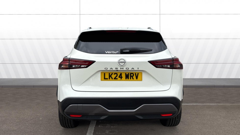 Nissan Qashqai 1.3 DiG-T MH N-Connecta 5dr Petrol Hatchback - Image 6
