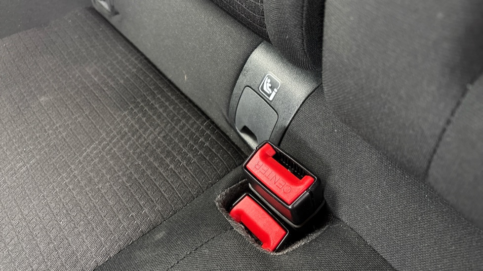 Nissan Qashqai 1.3 DiG-T MH N-Connecta 5dr Petrol Hatchback - Image 17
