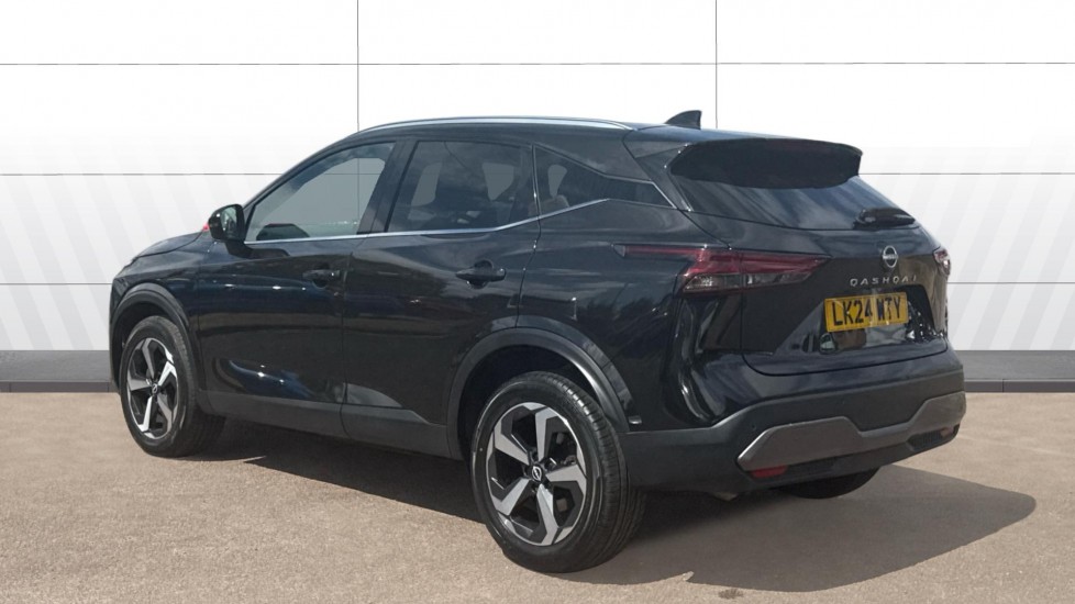 Nissan Qashqai 1.3 DiG-T MH N-Connecta 5dr Petrol Hatchback - Image 2