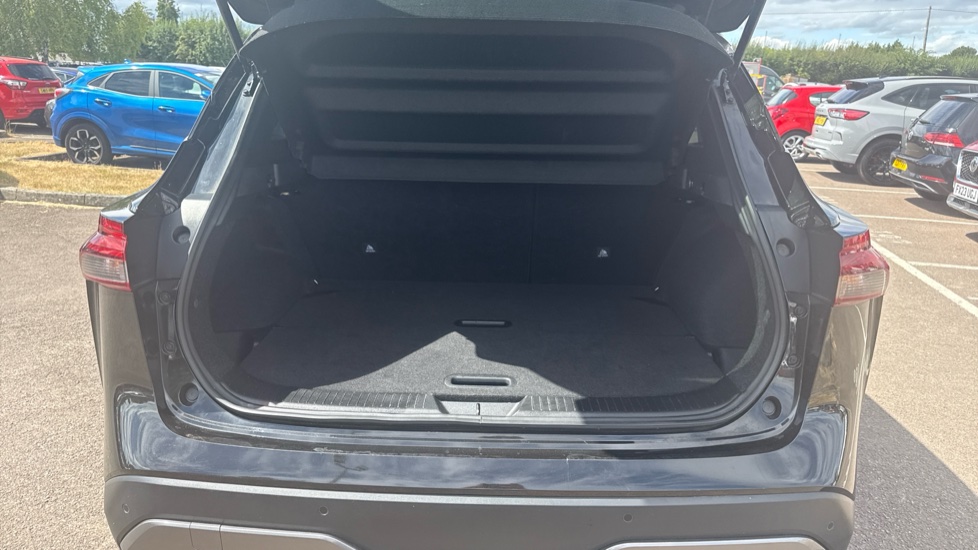 Nissan Qashqai 1.3 DiG-T MH N-Connecta 5dr Petrol Hatchback - Image 4