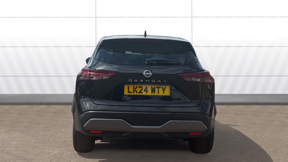 Nissan Qashqai 1.3 DiG-T MH N-Connecta 5dr Petrol Hatchback - Image 6