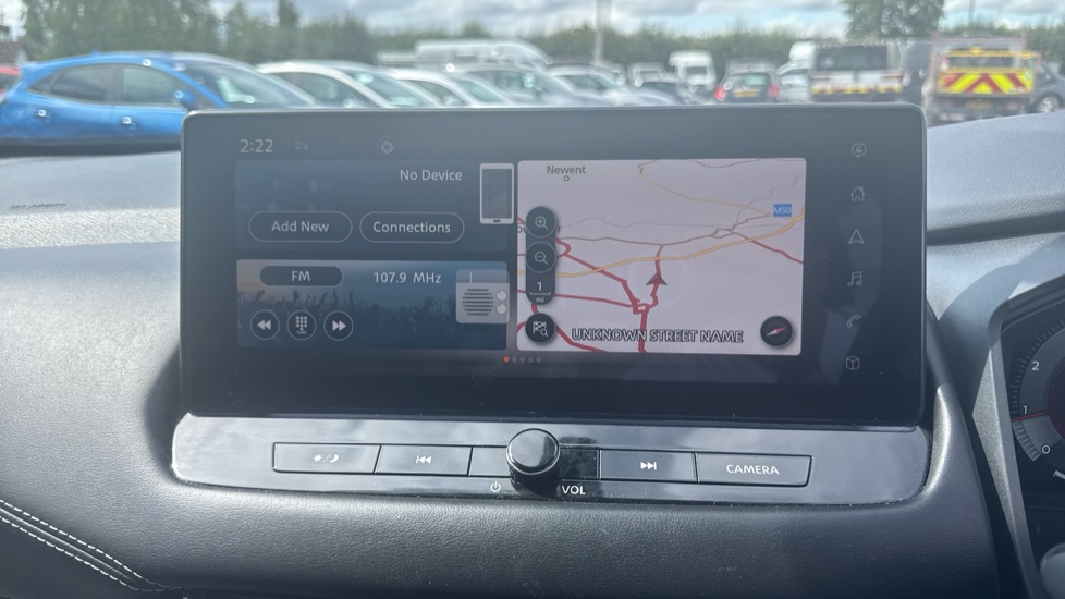 Nissan Qashqai 1.3 DiG-T MH N-Connecta 5dr Petrol Hatchback - Image 12