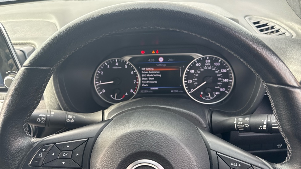 Nissan Juke 1.0 DiG-T 114 N-Connecta 5dr Petrol Hatchback - Image 18
