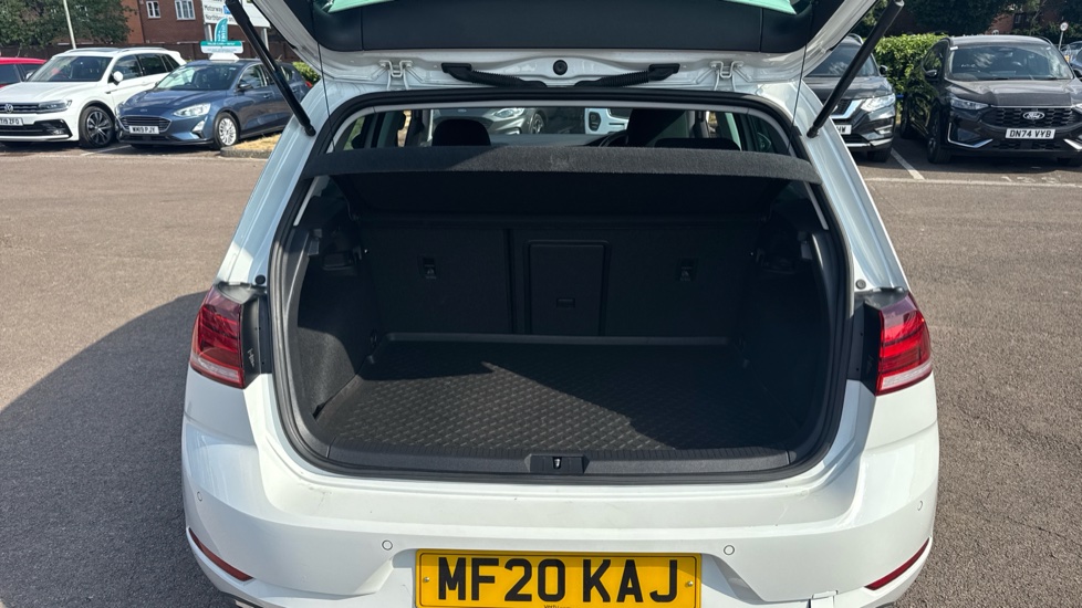 Volkswagen Golf 1.5 TSI EVO Match Edition 5dr Petrol Hatchback - Image 4