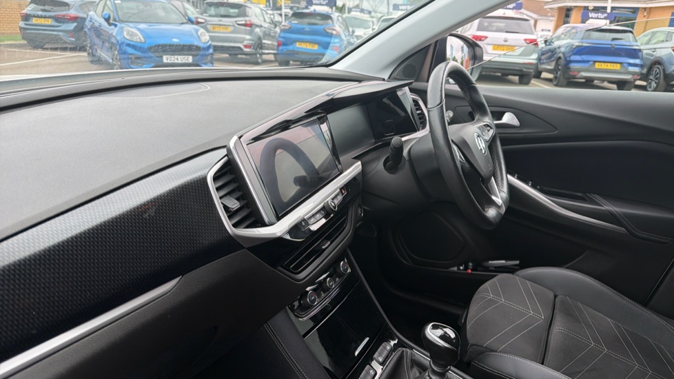 Vauxhall Grandland 1.2 Turbo Ultimate 5dr Petrol Hatchback - Image 9