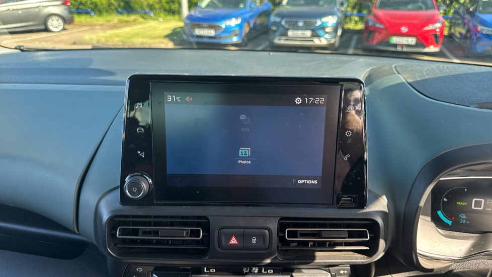 Citroen Berlingo 100kW Flair XTR M 50kWh 5dr Auto Electric Estate - Image 12