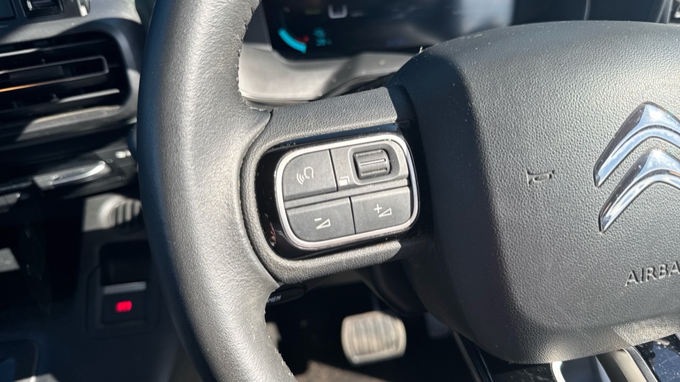 Citroen Berlingo 100kW Flair XTR M 50kWh 5dr Auto Electric Estate - Image 25