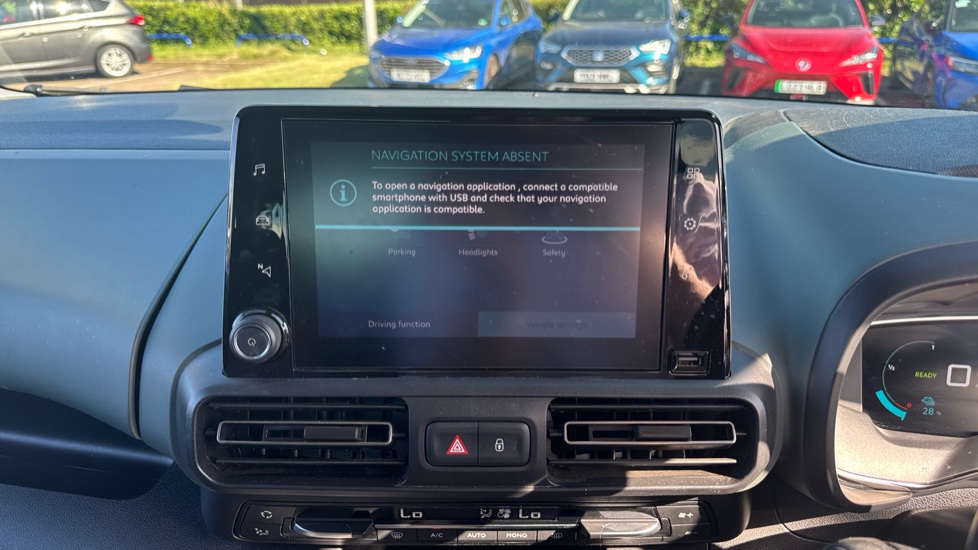 Citroen Berlingo 100kW Flair XTR M 50kWh 5dr Auto Electric Estate - Image 35