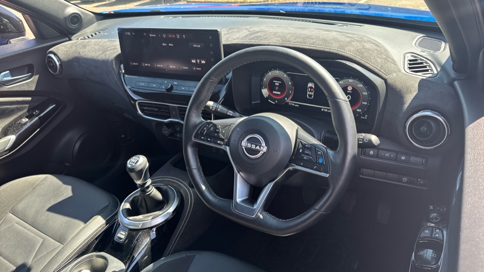 Nissan Juke 1.0 DiG-T Tekna+ 5dr Petrol Hatchback - Image 11