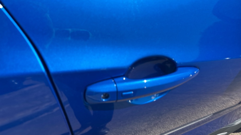 Nissan Juke 1.0 DiG-T Tekna+ 5dr Petrol Hatchback - Image 23
