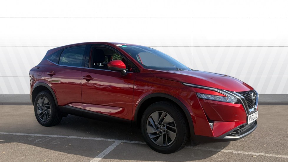 Nissan Qashqai 1.3 DiG-T MH Acenta Premium 5dr Petrol Hatchback - Image 1