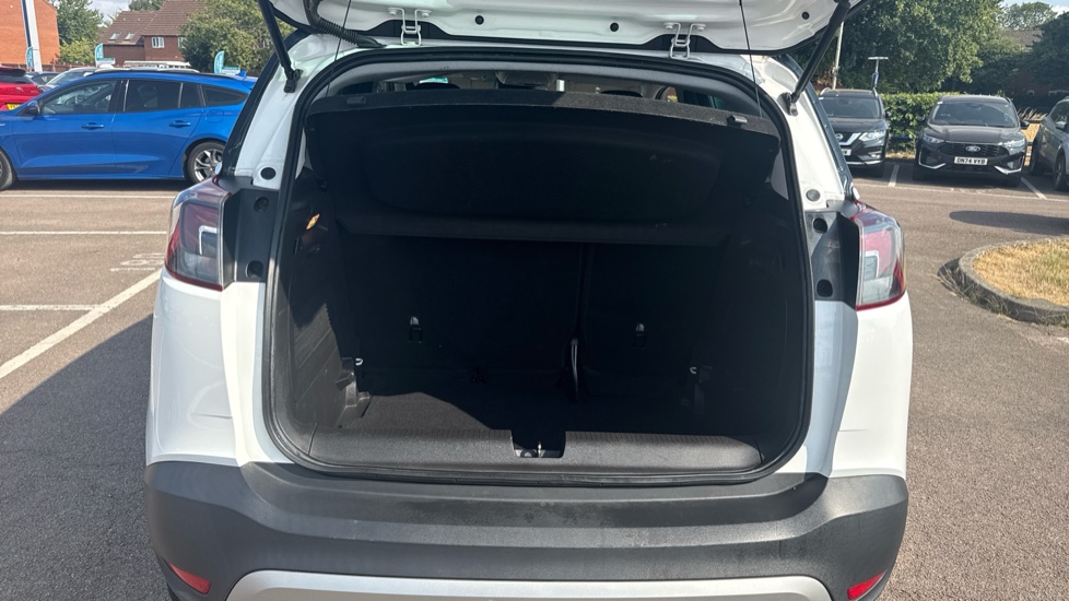 Vauxhall Crossland X 1.2 [83] Griffin 5dr [Start Stop] Petrol Hatchback - Image 4