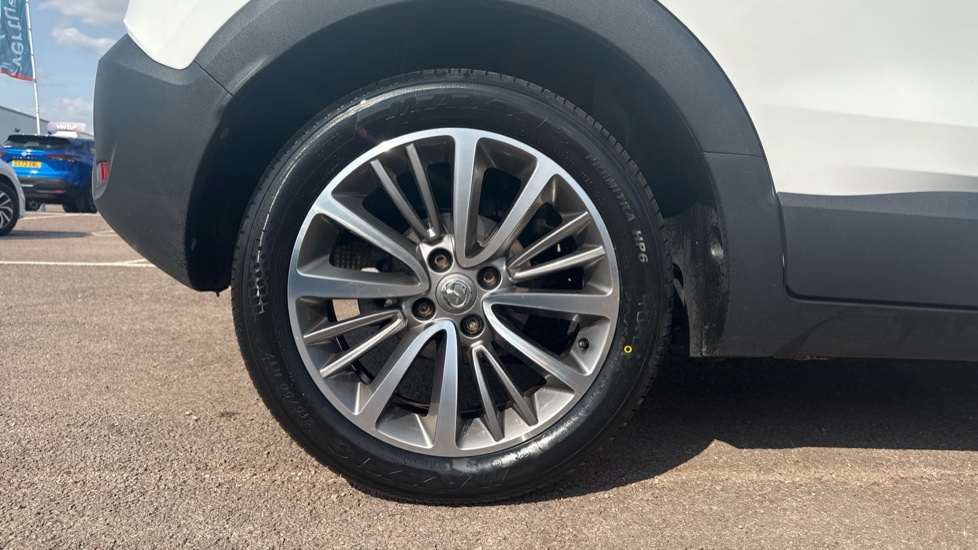 Vauxhall Crossland X 1.2 [83] Griffin 5dr [Start Stop] Petrol Hatchback - Image 7